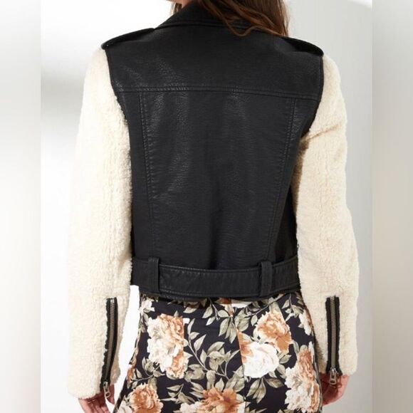 Pistola Anita Faux Leather Moto Jacket with Sherpa Sleeve size XS - Picture 5 of 9